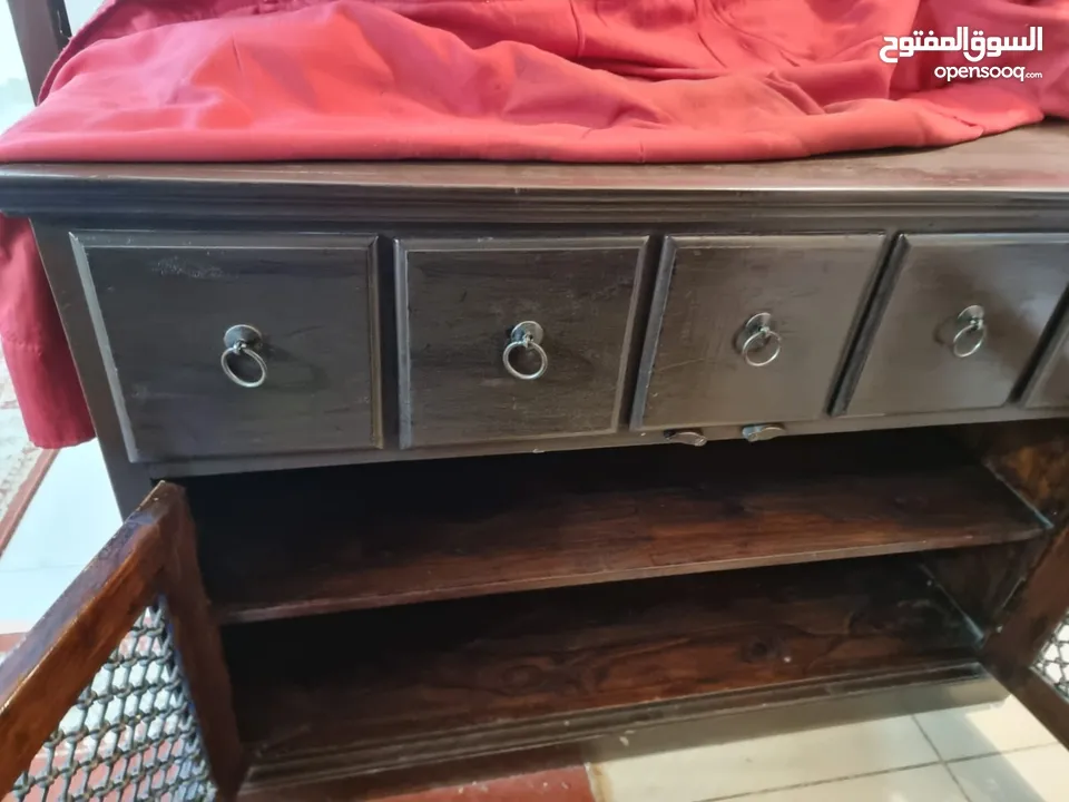 اساس منزلى كالجديد استهلاك بسيط. والبيع للسفر النهائى .السعر نهائي
