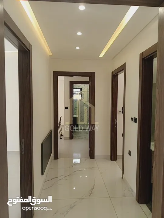 شقة طابق أول 200م مميزة للبيع في أجمل مناطق عبدون الجنوبي/ ref 6042