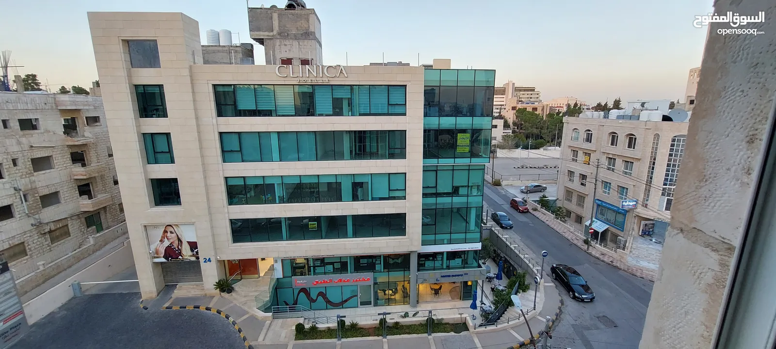 مكتب يصلح عياده للايجار بمساحه 70 متر، جبل عمان بجانب مستشفى فرح وبالقرب من مستشفى عبدالهادي