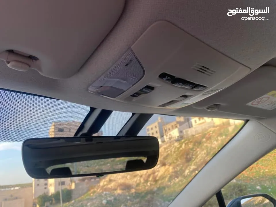 ‏ Corolla Hybrid 2019 ‏Toyota تويوتا كورولا هايبرد 2019  وارد المركزية  مالك شخص واحد فقط