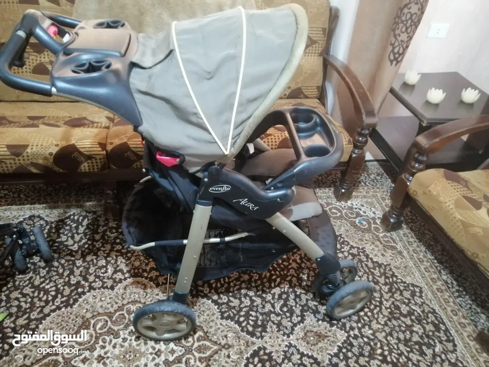 عرباية أطفال  Elevenflo + Car seat، عرباية توأم ماركة Juniers