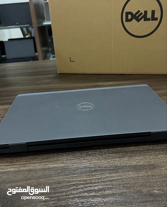 Dell core i7- جيل 11 افخم وارقى موديلات اللاتيتود معدني المنيوم بالكامل شاشة فريملس RAM 16 - SSD 512