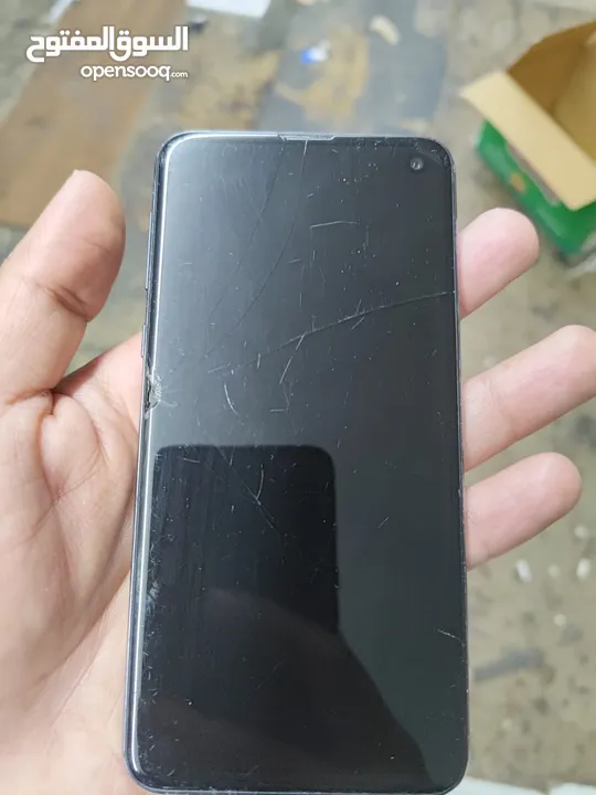 samsumg s10e جهاز ممتاز شغال 100%100