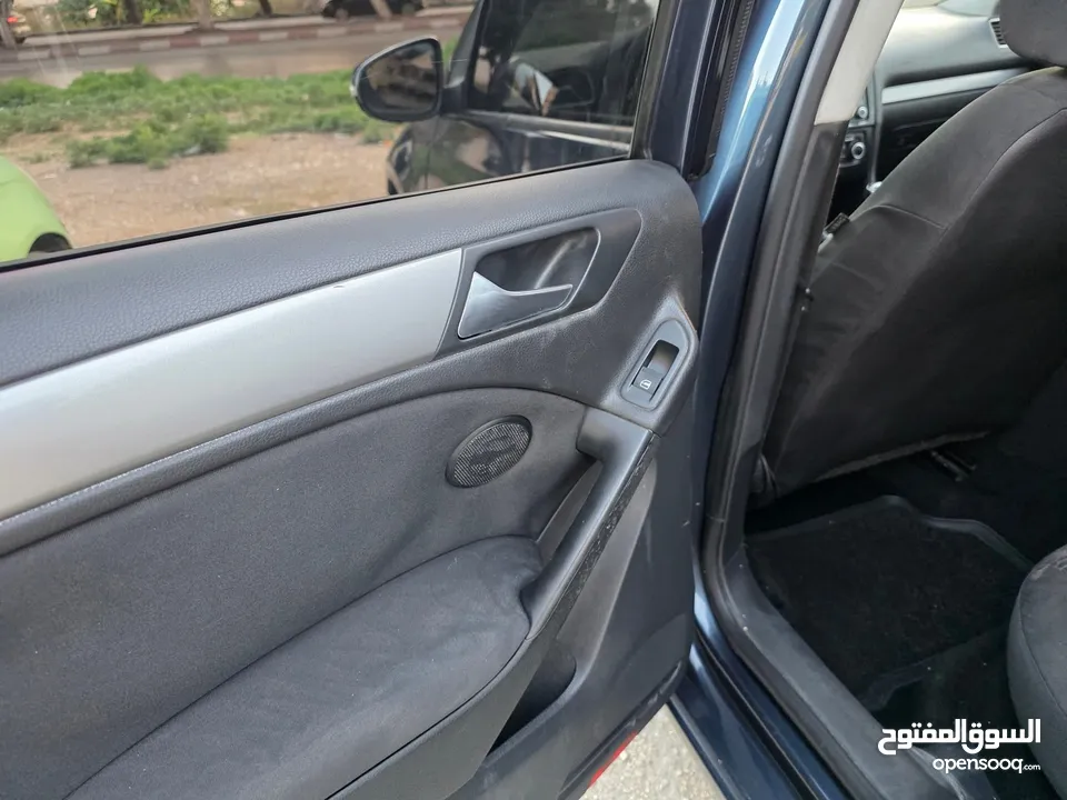 خالد اسماعيل