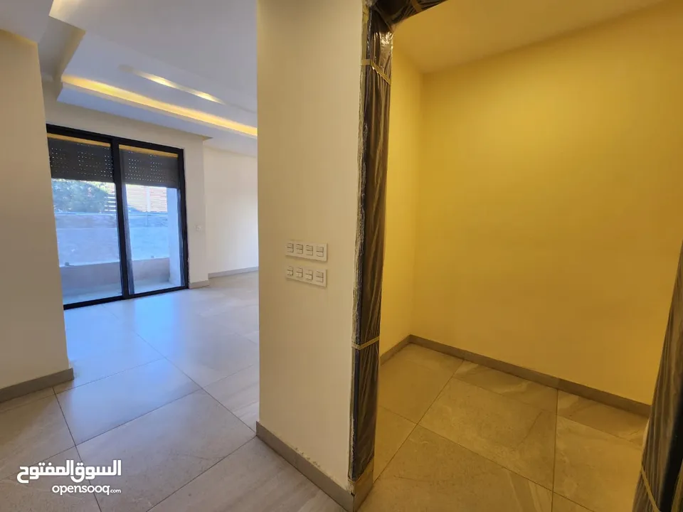فيلا متلاصقة للبيع في عبدون - ref : 14510