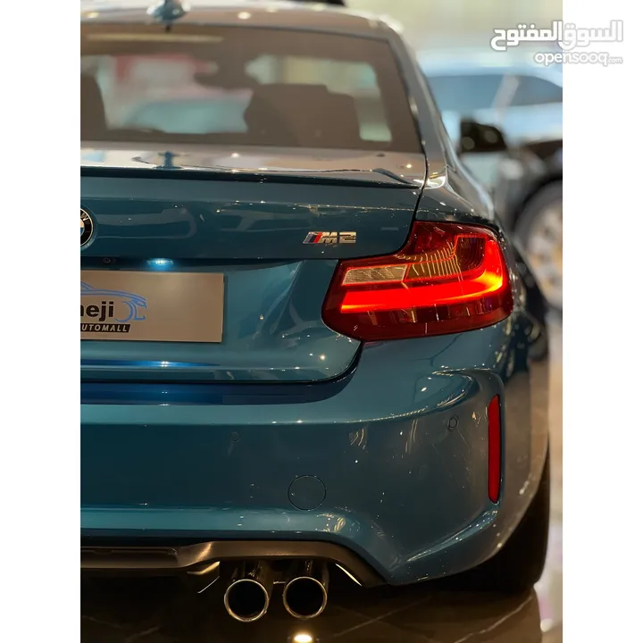 BMW - *M2*