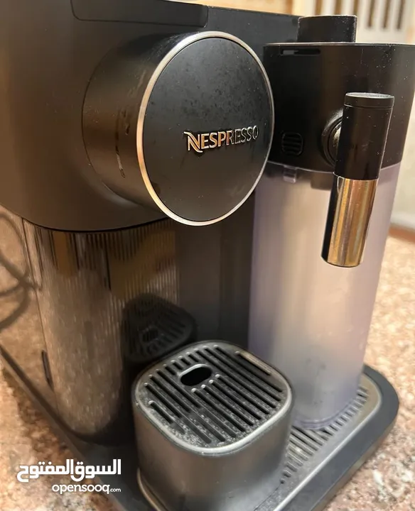 ماكينة قهوة nespresso جديدة