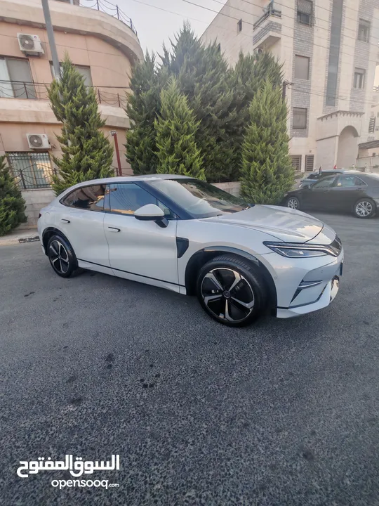 BYD SONG L        2023