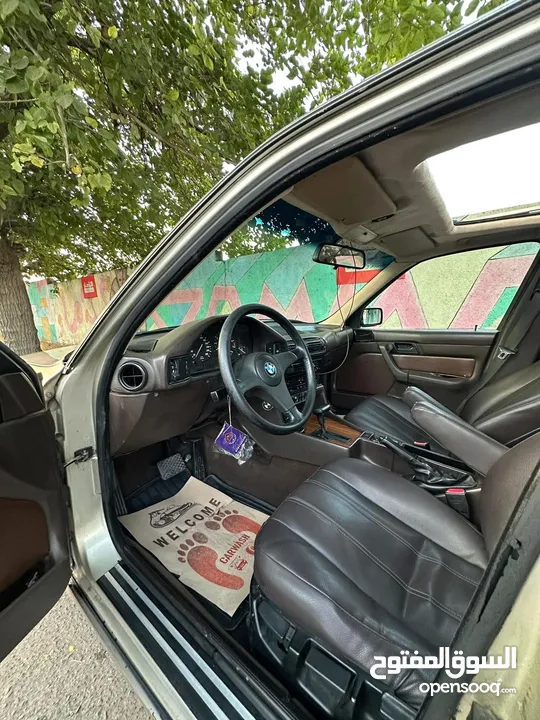 BMW e34 520 للبيع