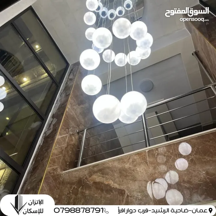 شقة طابق اول مع برندة واسعة ، الكوم ، شفا بدران ، قرب سلاله مول ، من المالك