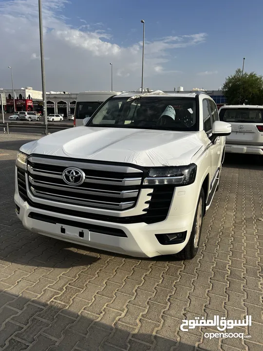 لاندكروزر استيش GXR3.3 ديزل  2024 Land Cruiser GXR 3.3L Diesel V6 Twin Turbo