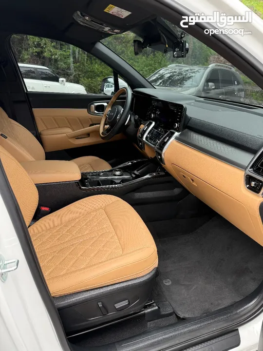 كيا سورينتو 2023 هايبرد  (Haybrid HEV). AWD 4/4كهرباء+بنزين  1600cc بزنس