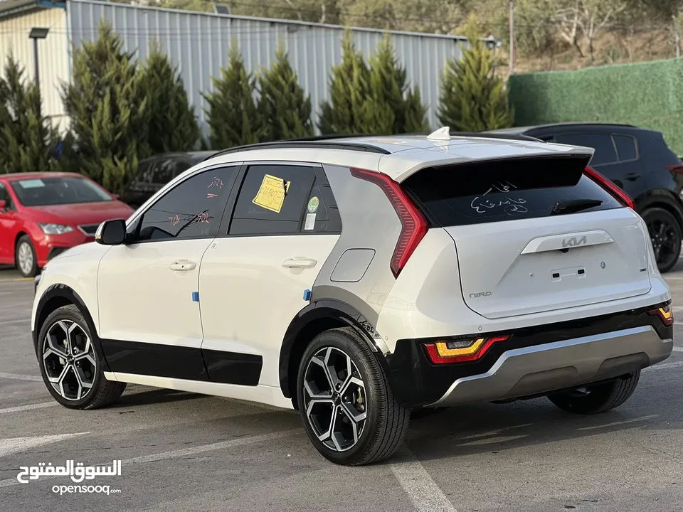 Kia niro hybrid full  2022  كيا نيرو هايبرد  فل اضافات  ترخيص 2022                   فحص نخب