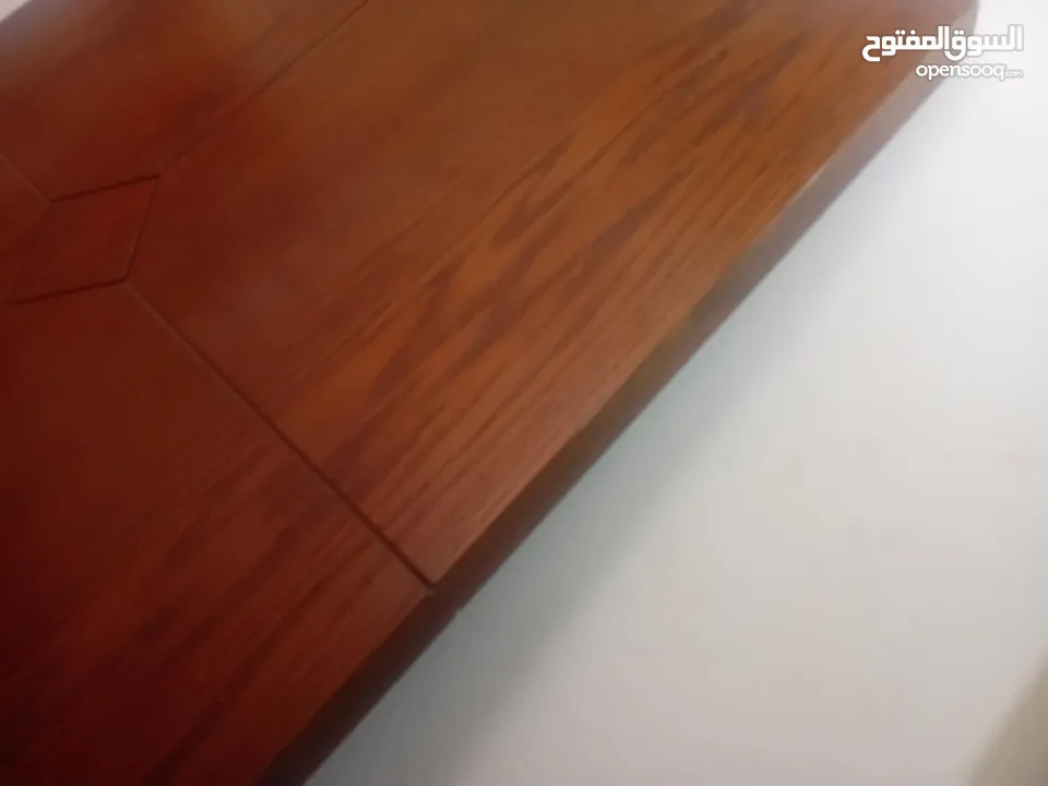 باب خشب صلد قشره بلوط