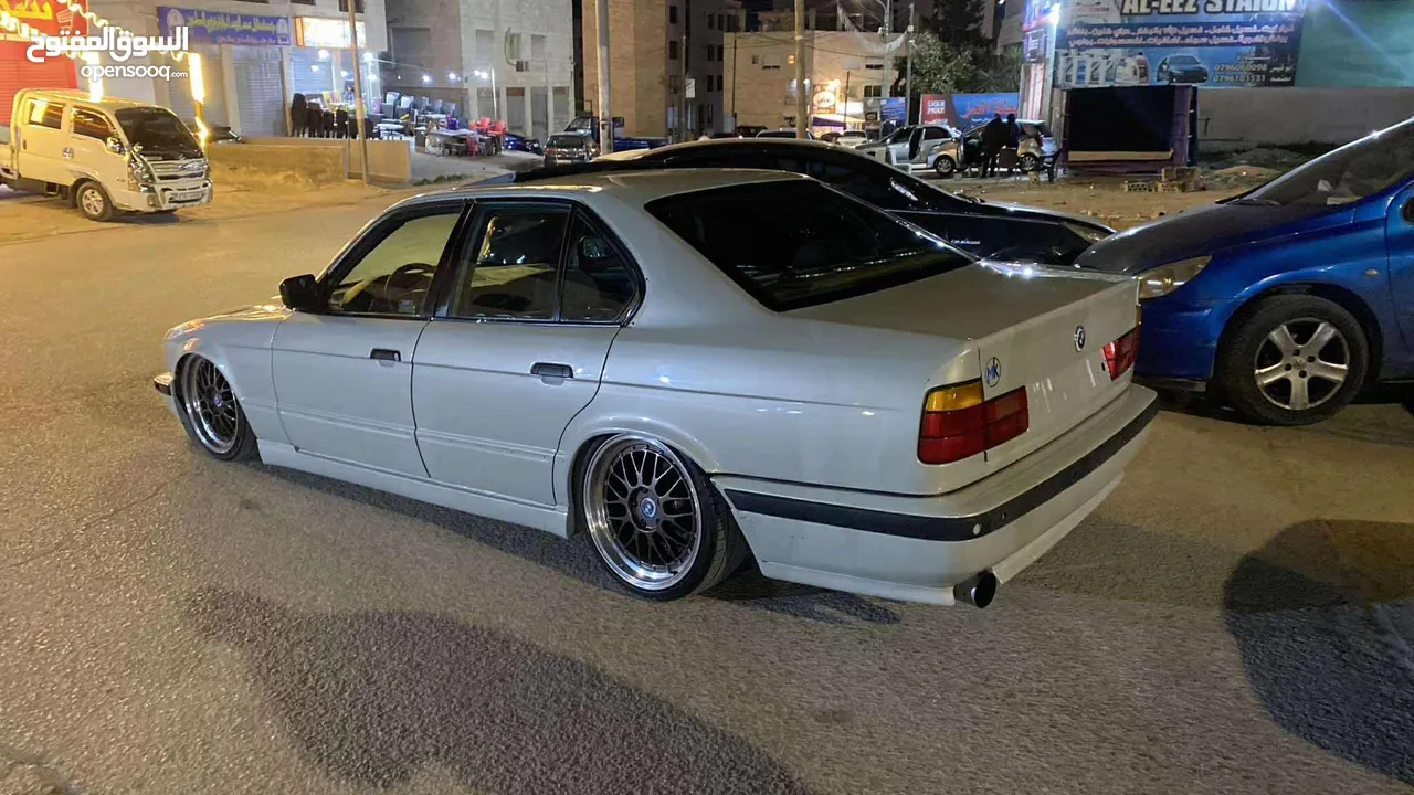 520 1991 للبيع قطع السيارة منفوضه قطعععع فقط