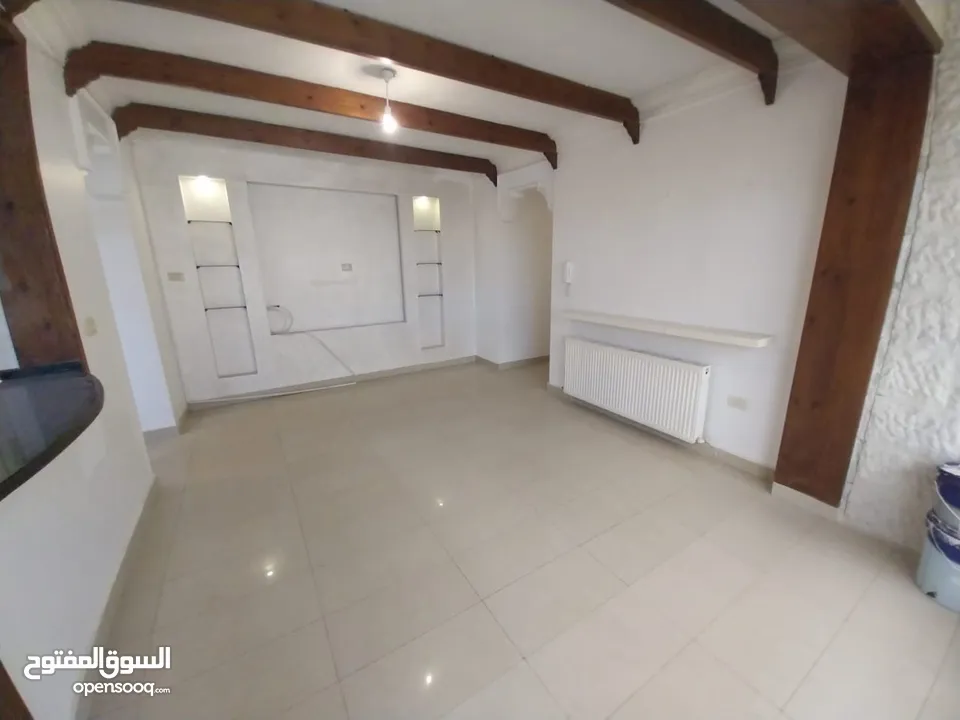 Unfurnished apartment to Rent  ( Property 38822 )-174775443