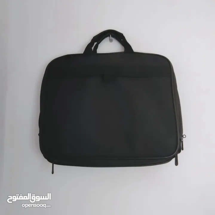 محفظة الحاسوب مستوردة من اوروبا