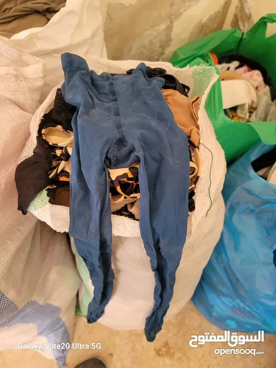 شروة مستودع كامل بسعر مغري حرق حرق بضاعه مشكلة صيفي خفيف شتوي نخب كياس بآلة عدد 8مشكل قابل للتفاوض