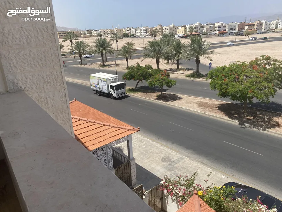 شقق مفروشة للإيجار  (يومي اسبوعي )/للعائلات فقط. شقق العقبة - الثامنة طابق ثاني هندسي-شقق الثامنة عخ