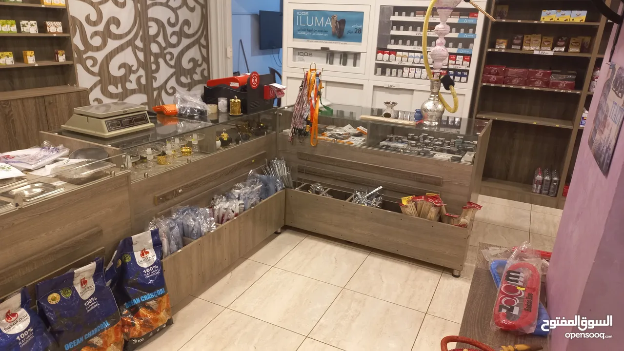 خشب ديكور لمحل اراجيل بحالة ممتازة للبيع