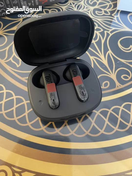 سماعة من ماركة JBL   النوع : JBL wave flex2 الطراز الجديد