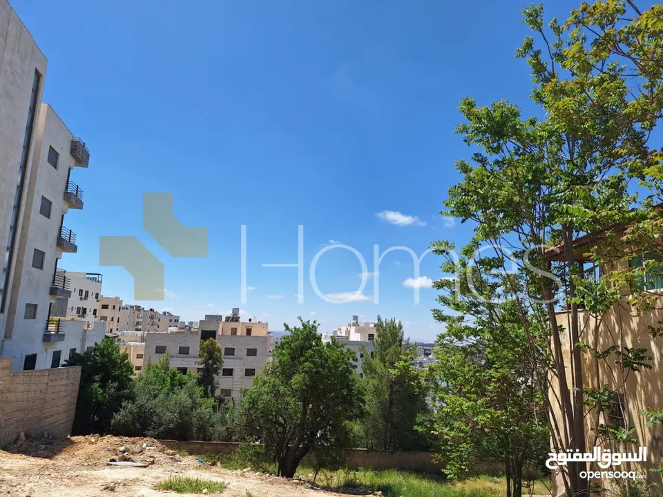 ارض في خلدا للبيع تصلح لبناء اسكانين بمساحة 2600م