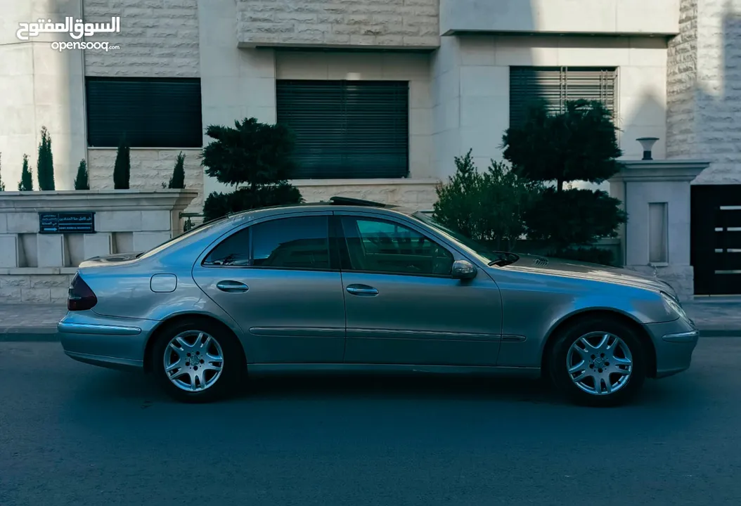 مرسيدس E240 موديل 2004 للبيع