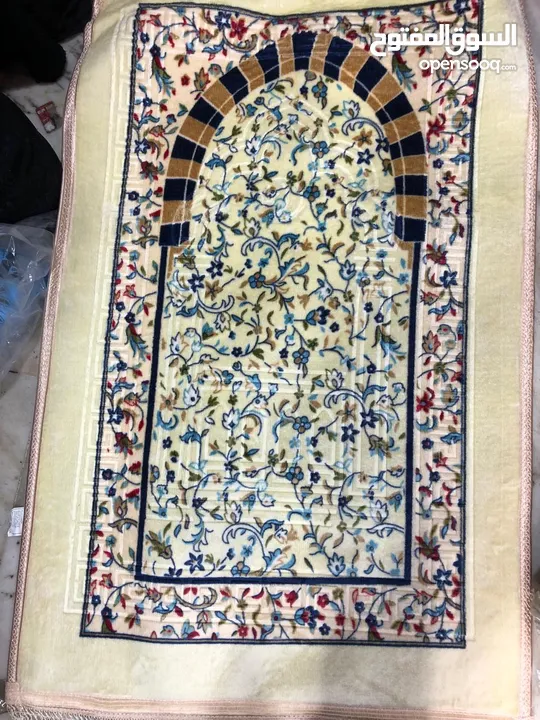 السلام عليكم...سجاده صلاه خامة ممتازة جوده عاليه مصلية مصليات مصلى سجادة صلاة مصحف مصاحف مسبحه