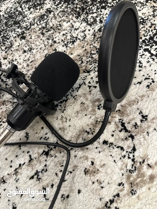 مايك واضح high end mic