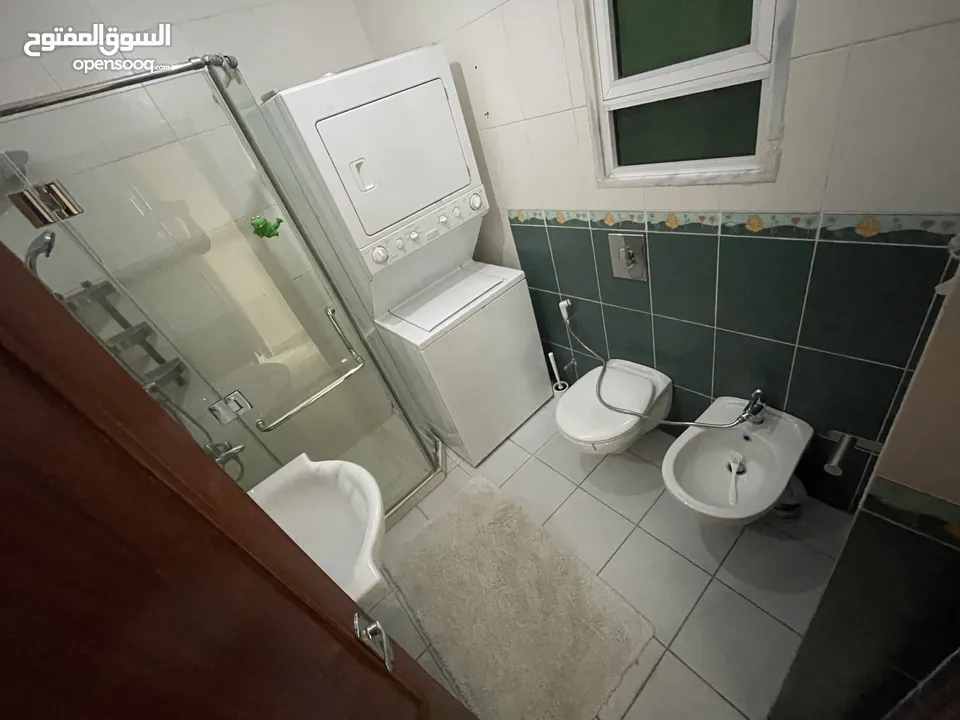 شقة مفروشة للإيجار 180م2 ( Property 15682 )-175025261