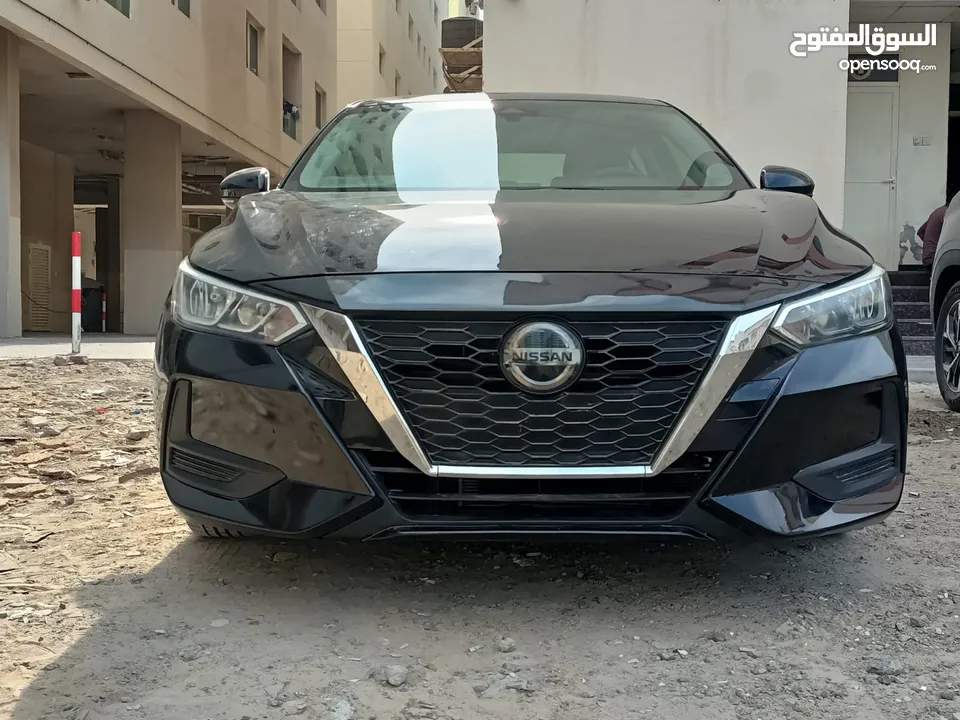 نيسان سينترا SV 2020 وارد امريكي 1.8 cc صبغ وكالة  نظيفة جدا رادار وتنبيه حوادث شاشة كميرا