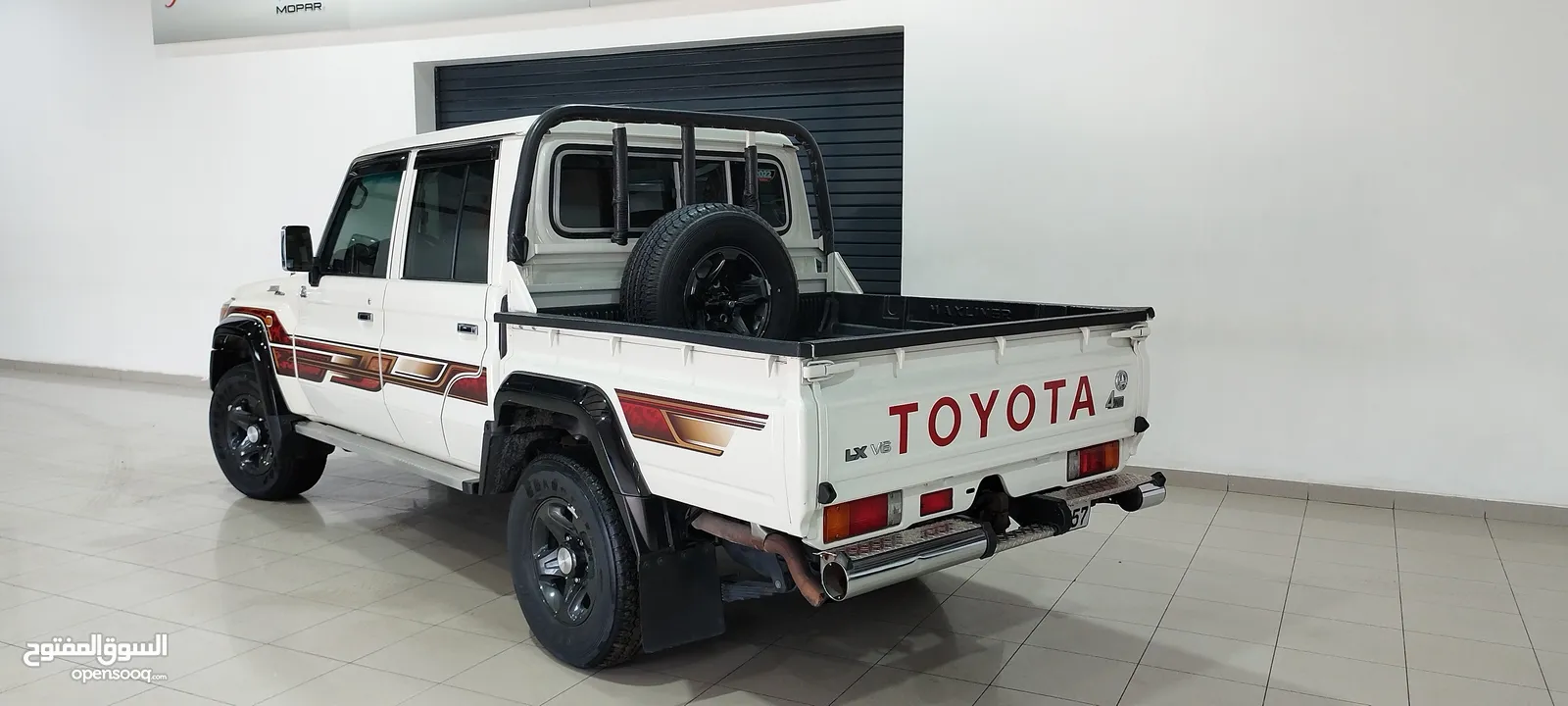 Toyota Land Cruiser 70th Anniversary Edition Pick Up