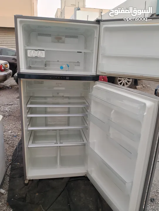 new second hand refrigerator fresh condition 15 days wranty