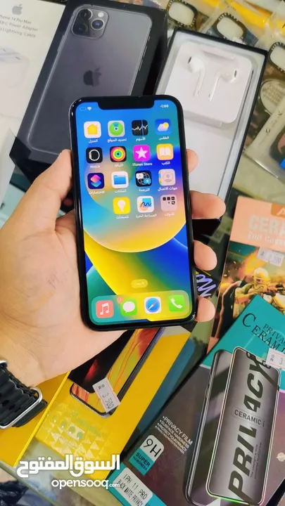 عرض خااص : iPhone 11 pro 512gb بالذاكرة العملاقة الهاتف نظيف جدا بحالة الوكالة بدون اي مشاكل أو شموخ