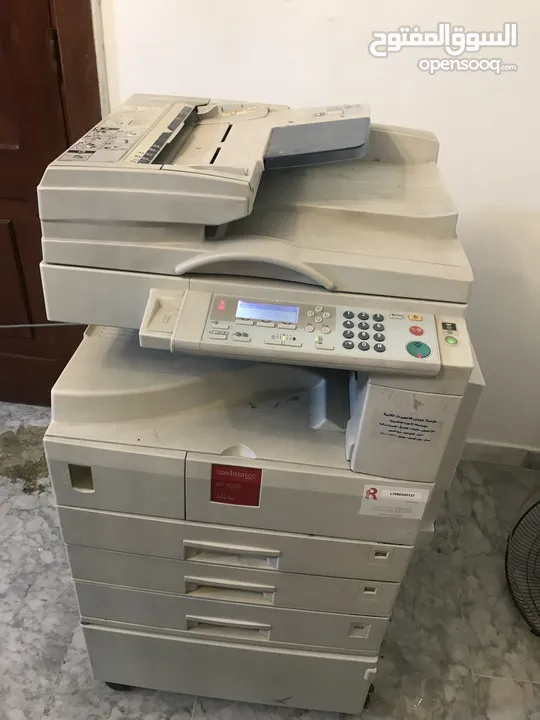 ماكنة تصوير وطابعه متعددة الإستعمال ليزر (ابيض - اسود) ماركة Ricoh Aficio MP2000