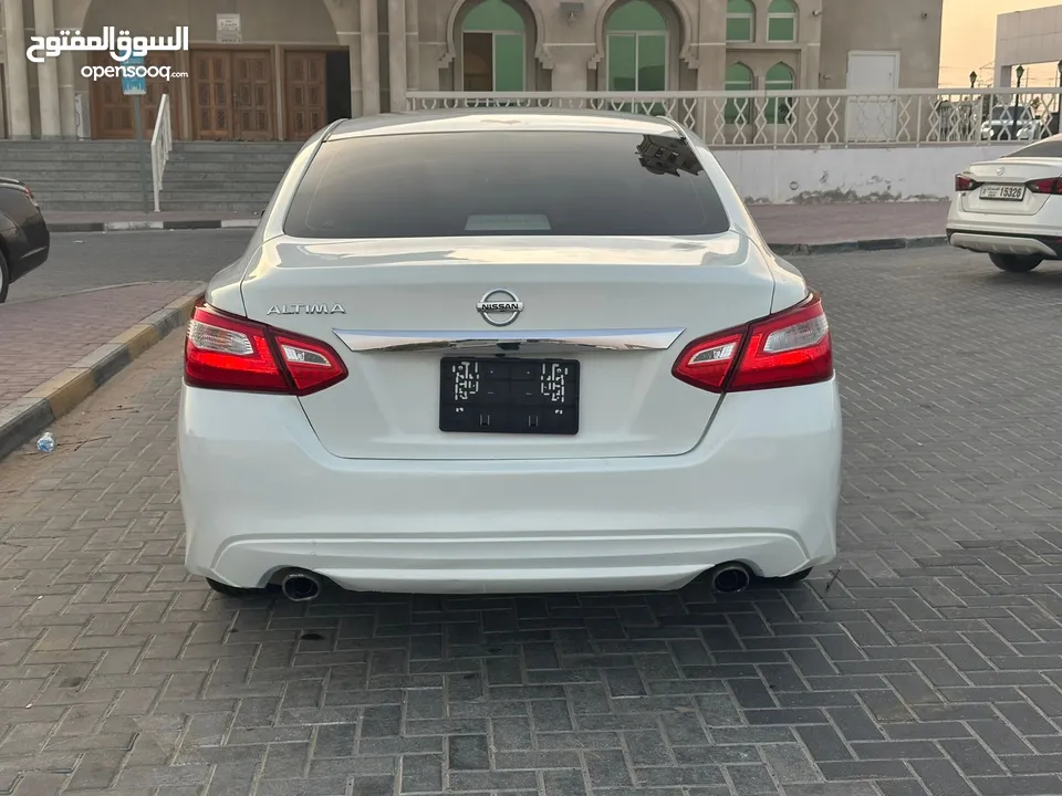 Nissan altima2016 vcc papers can is in good condition well maintained