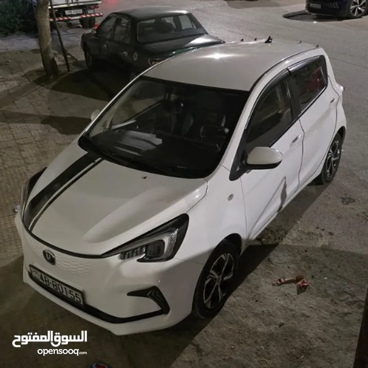 سياره نخب بسعر حرق 8300 فل  كفالة الوكيل 150000 او خمس سنوات