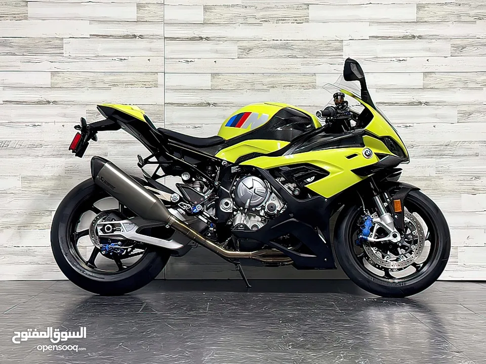 2023 BMW M1000 RR