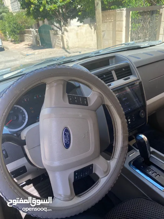 فورد اسكيب
