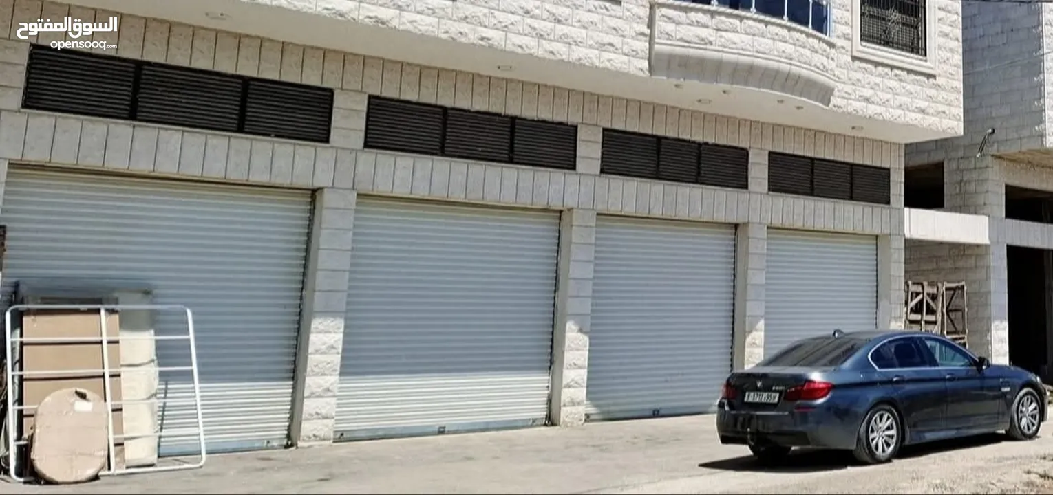 مخازن للايجار مخازن للايجار عدد 6 او عدد 3 حسب الطلب ارتفاع 5 متر ابواب كهربا ابواب رول