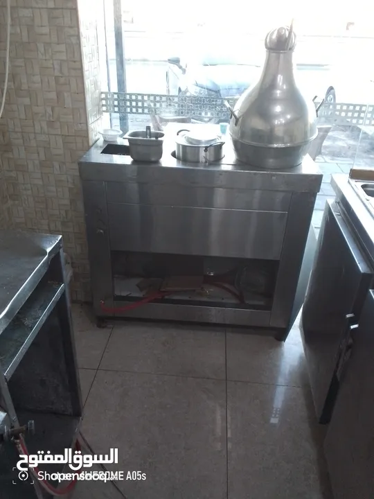 عده مطعم للبيع