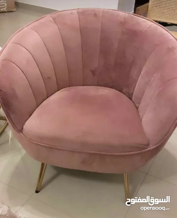 Royal pink velvet sofa with gold legs (new)
