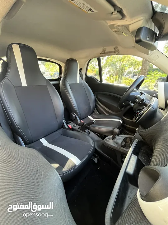 Smart fortwo 453 2018 low millage   شكل الجديد