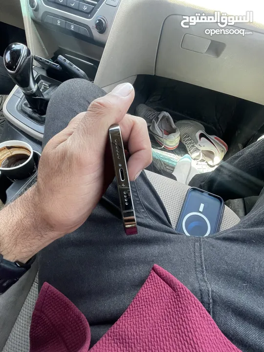 13برو مكس 256 بطارية 97 جهاز بحال الوكالة مش مفتوح مش مصلح مع وصلة شاحن اصلية فقط