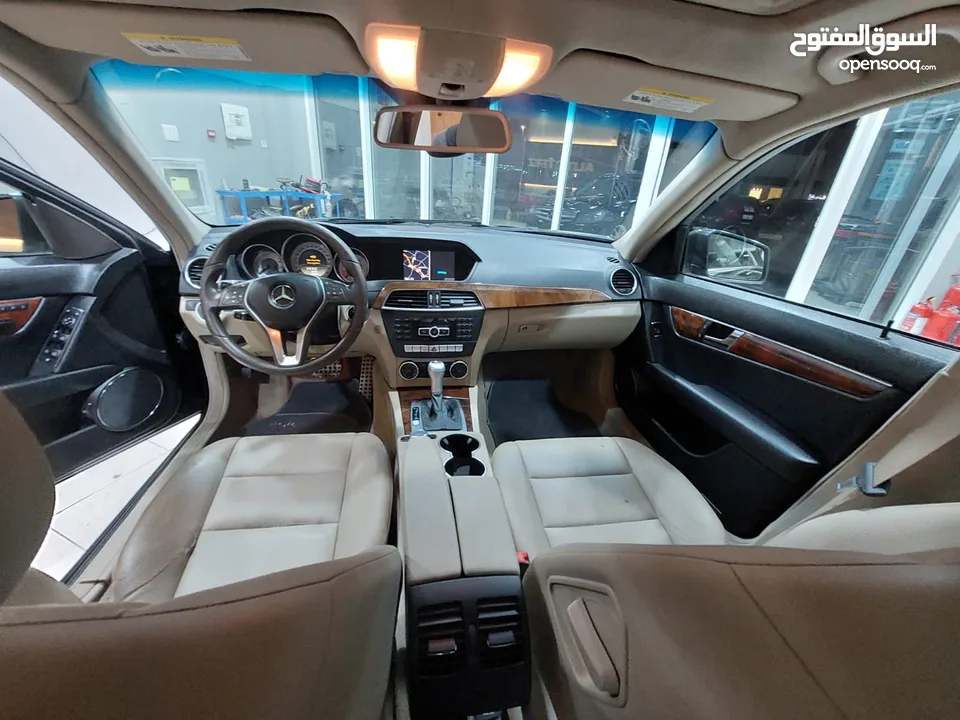 Mercedes C300, in agency condition, 2012, with only 50,000 km