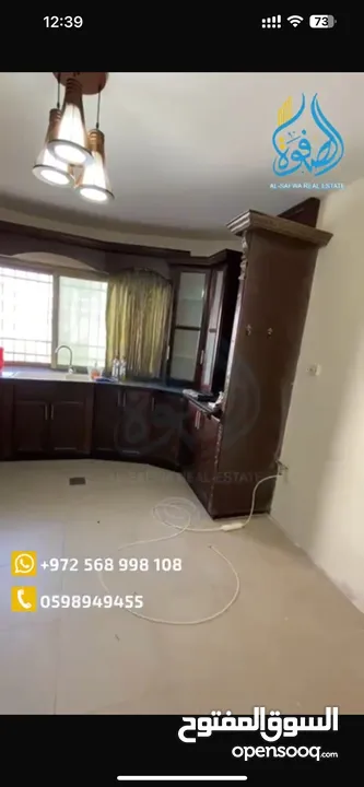 شقه مستقله من ضمن فيلا مميزة للايجار مساحع كبيرة و اطلاله مميزة مكان مميز وهادئ للسكن