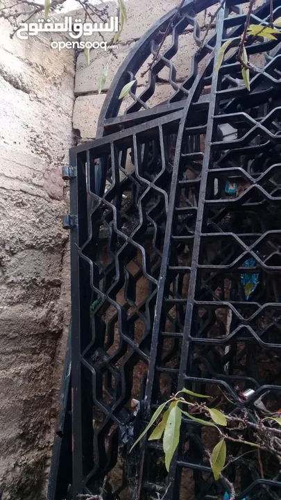 نشتري جميع انواع الخردة والحديد والألمنيوم والموتورات والنحاس والمكيفات والتنكات والبطاريات والكمبيو
