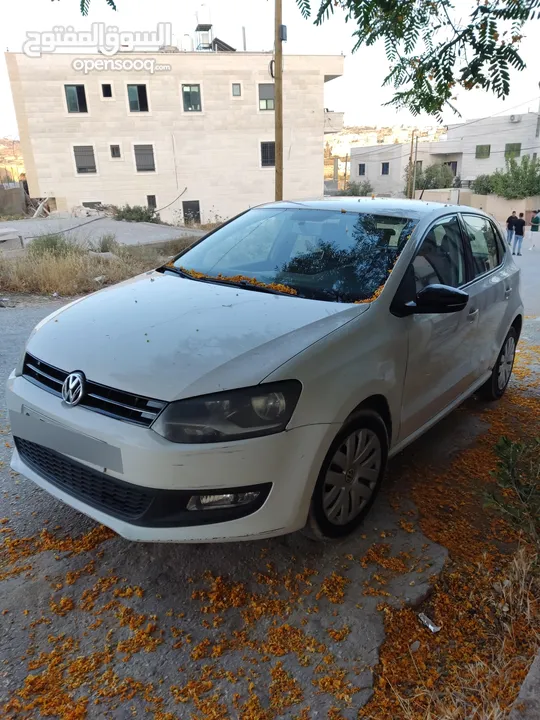 فولكسفاجن بولو 2014