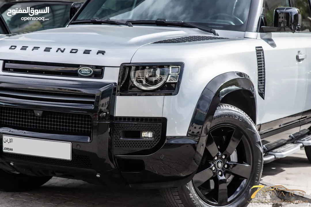 Land Rover Defender 2024 Hse  Black Edition Plug in hybrid   السيارة وارد و كفالة الشركة