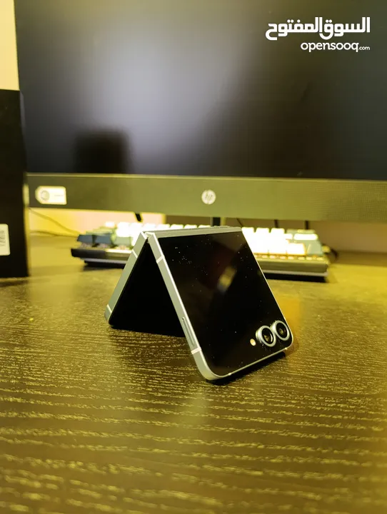 Samsung Galaxy Z Flip 6 مستعمل